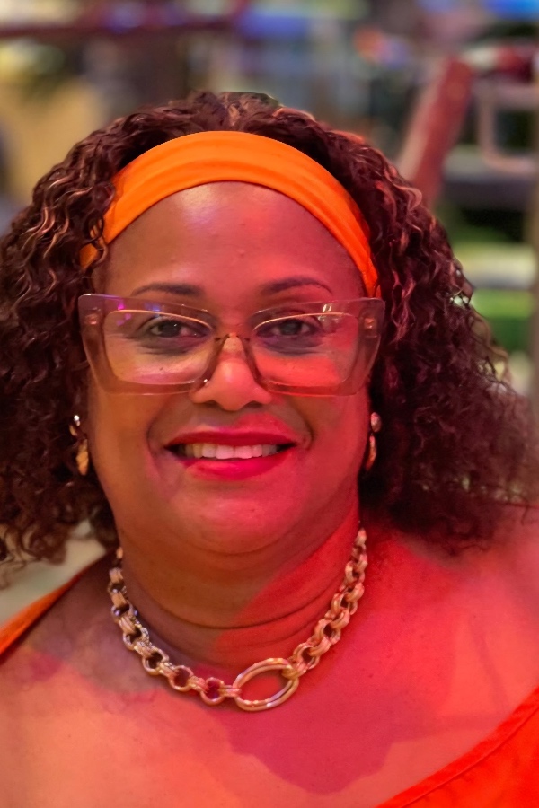 Cruise Brothers Travel Agent Selma Holder